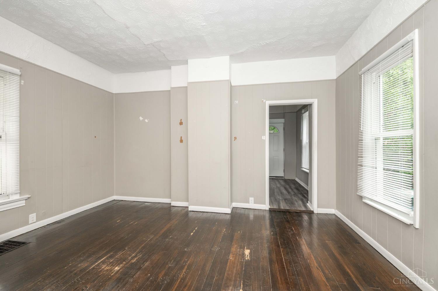 5109 Kenwood Road