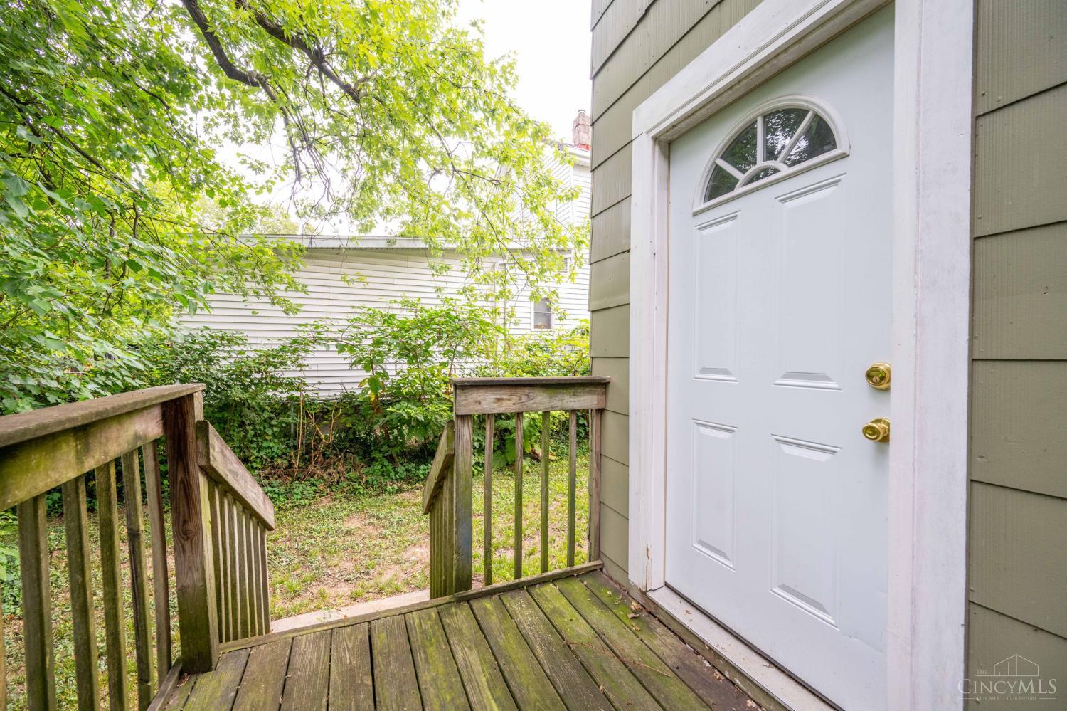 5109 Kenwood Road