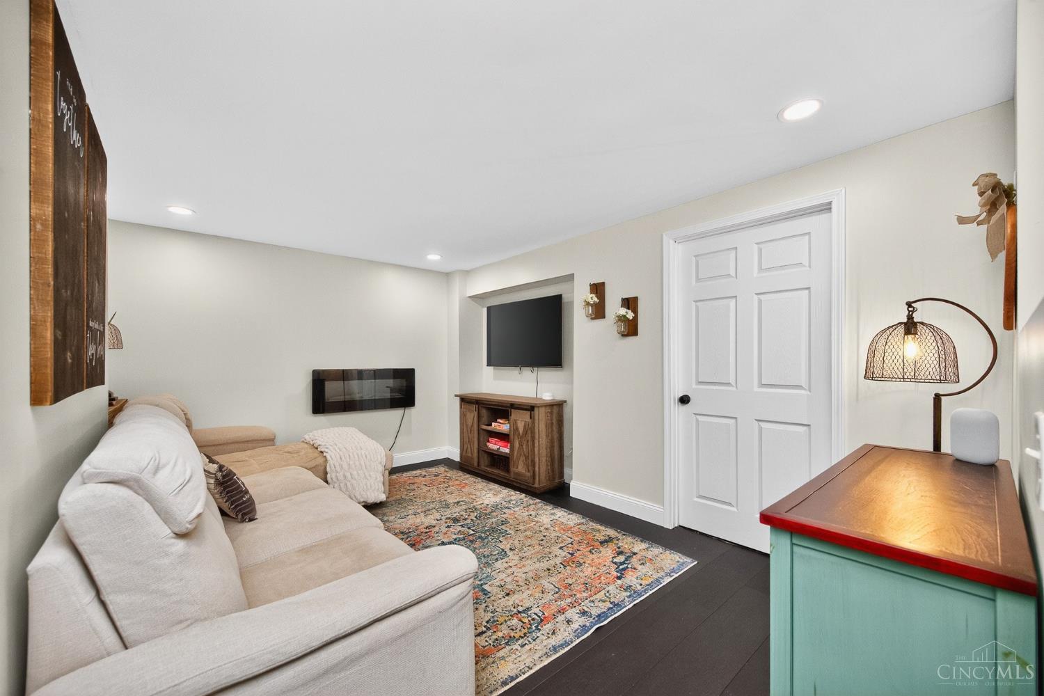 5205 Minuteman Court