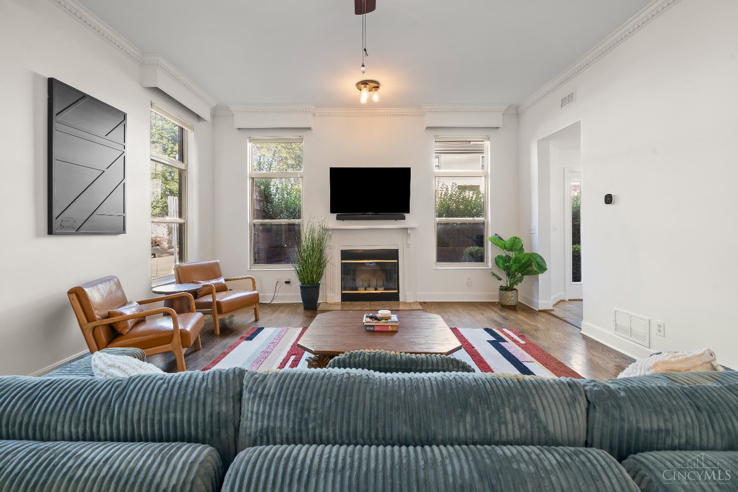 411 Chestnut Street