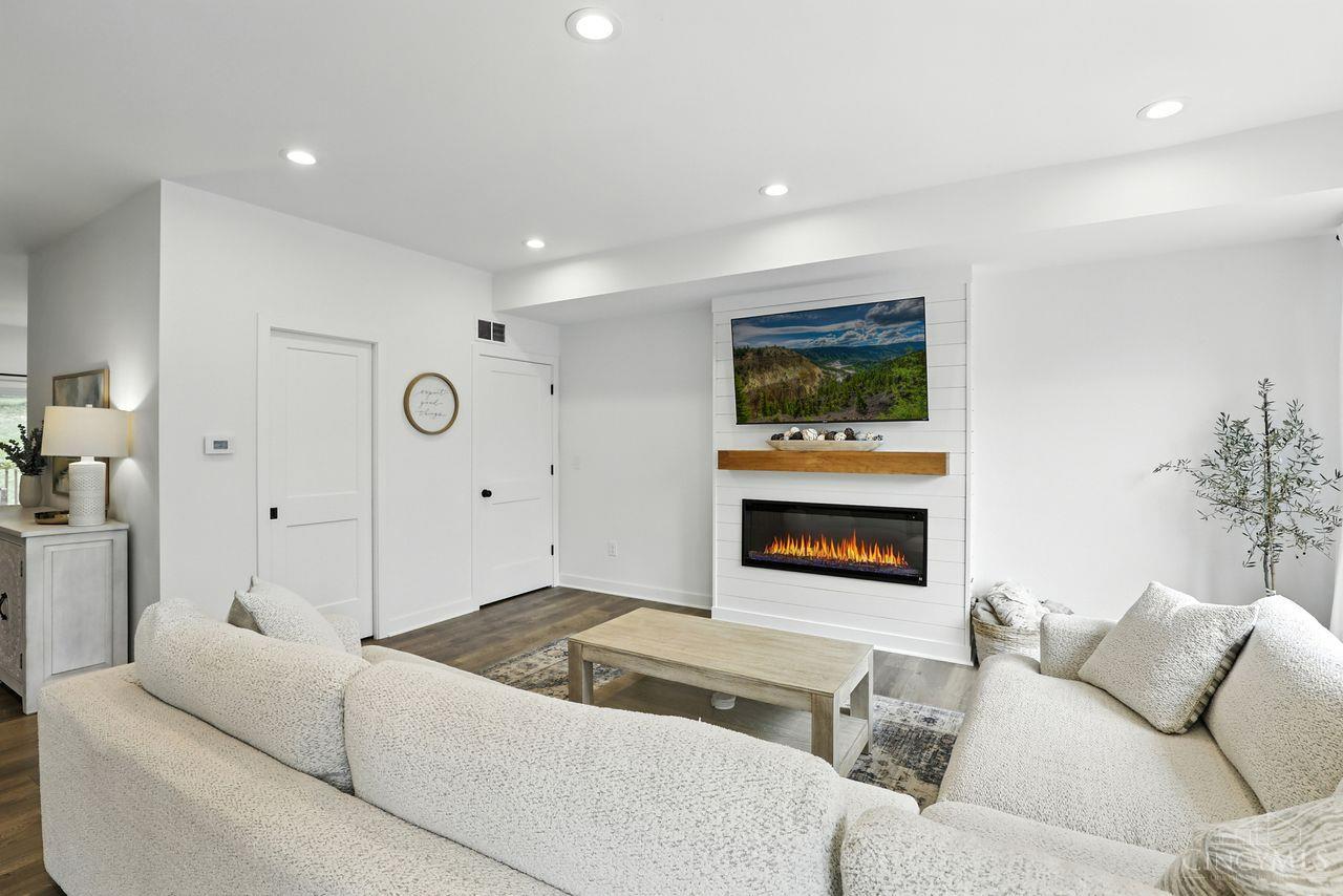 2834 Cortelyou Place