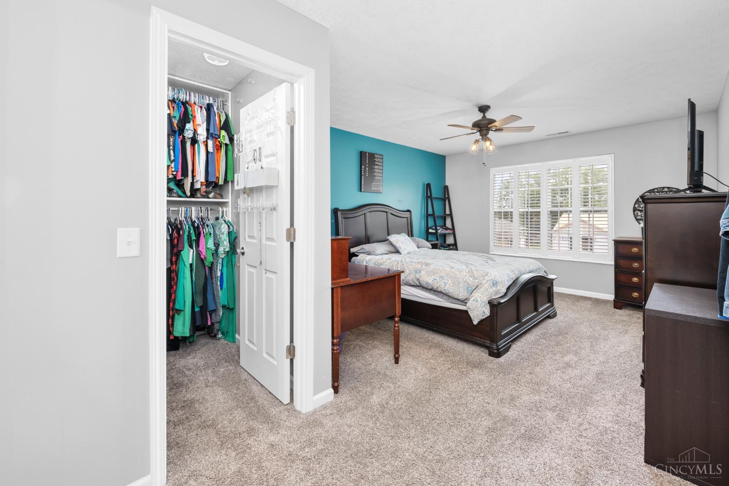 12077 Maple Drive