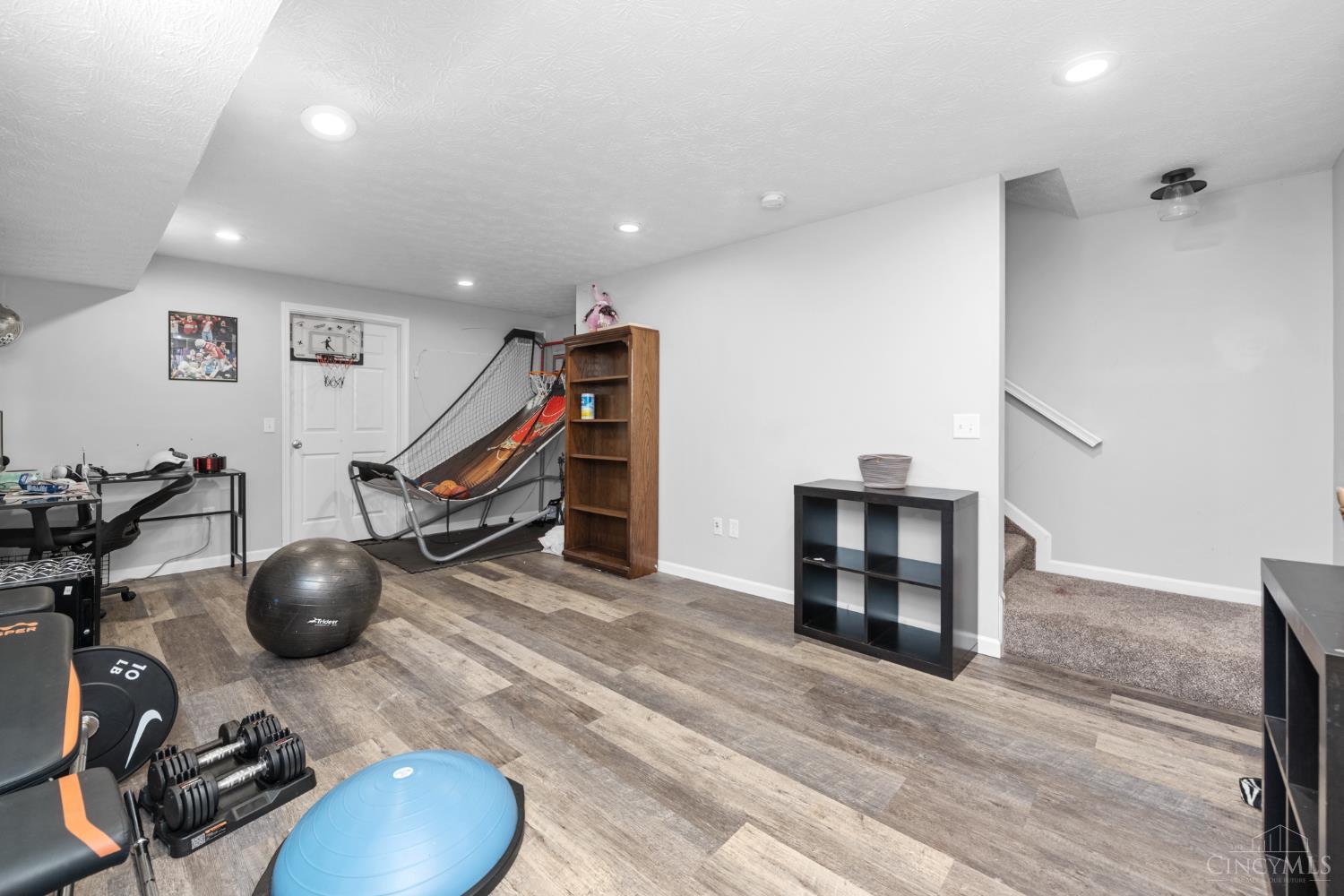 12077 Maple Drive