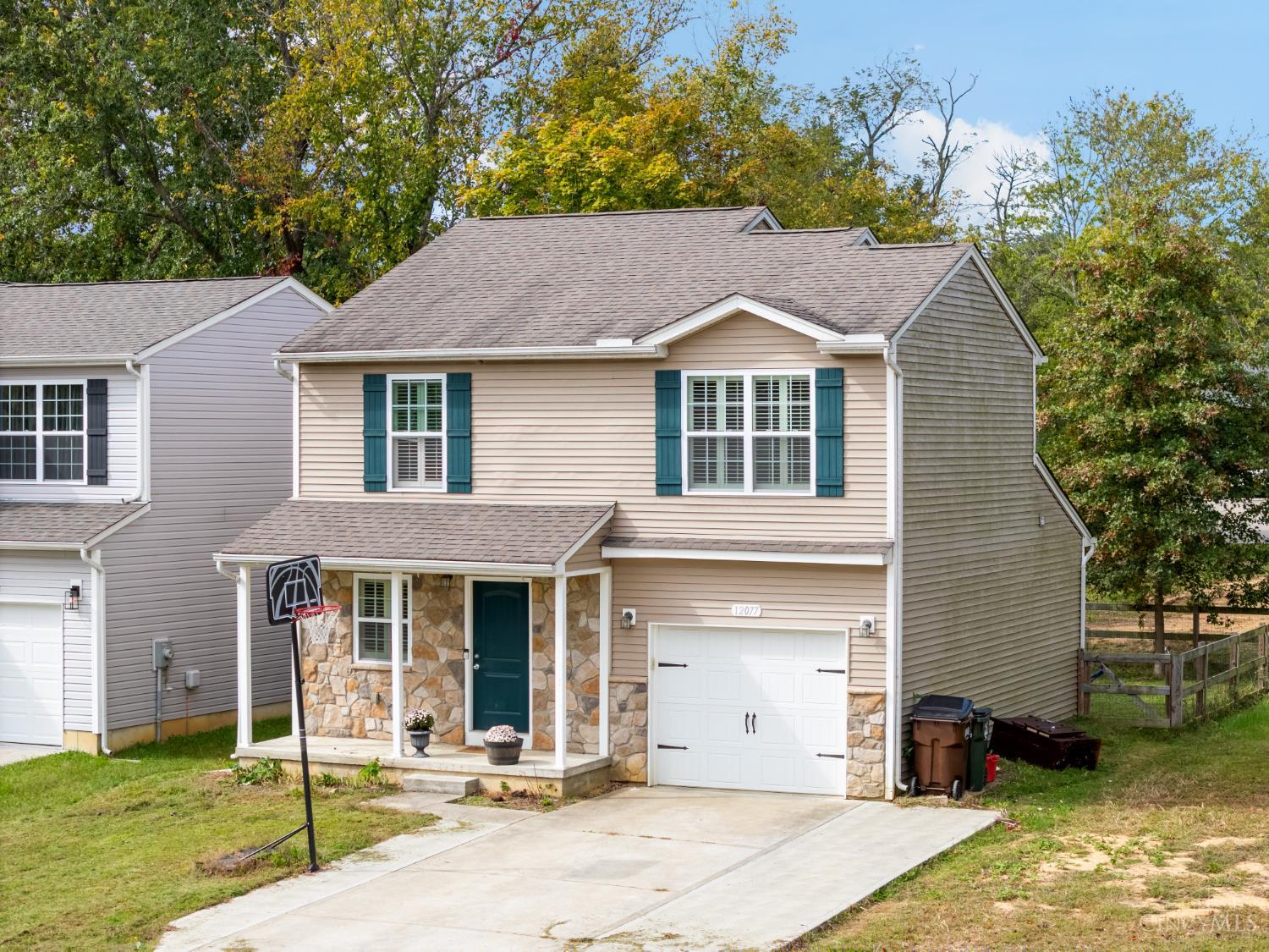 12077 Maple Drive