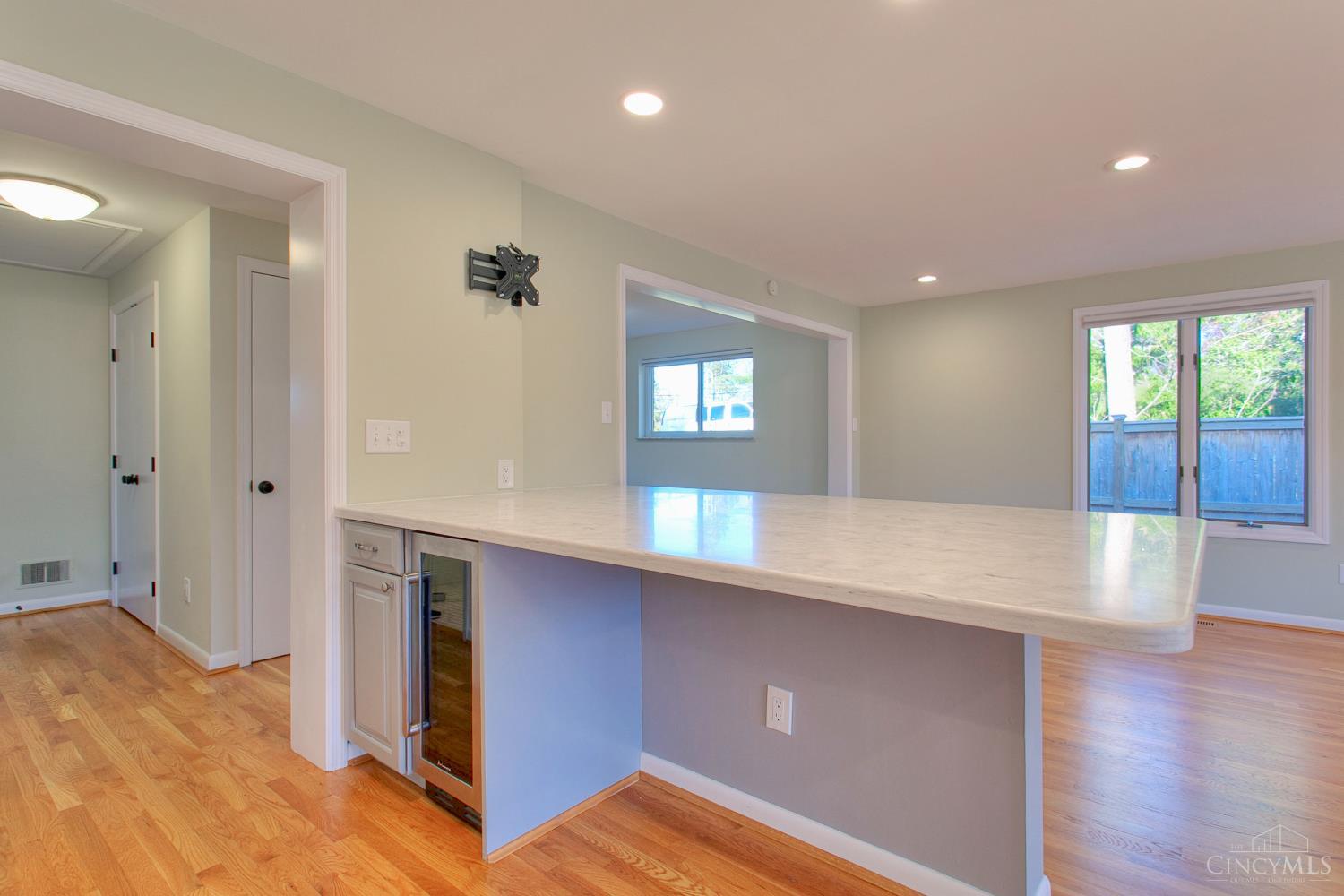 5482 Country Lane
