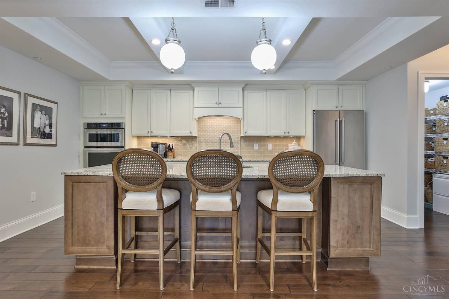 9506 Park Manor Boulevard 104