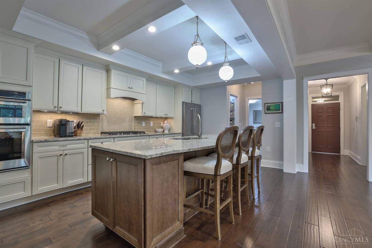 9506 Park Manor Boulevard 104