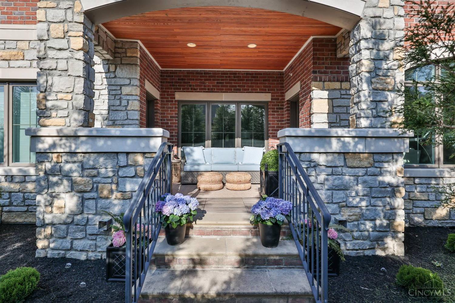 9506 Park Manor Boulevard 104