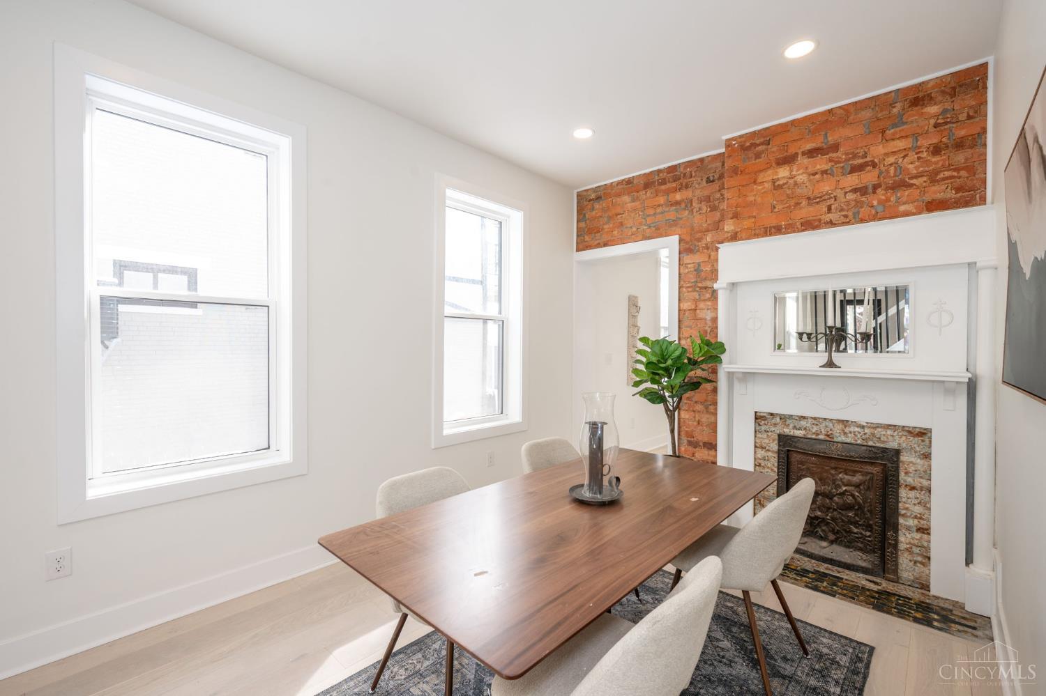 1743 Hanfield Street