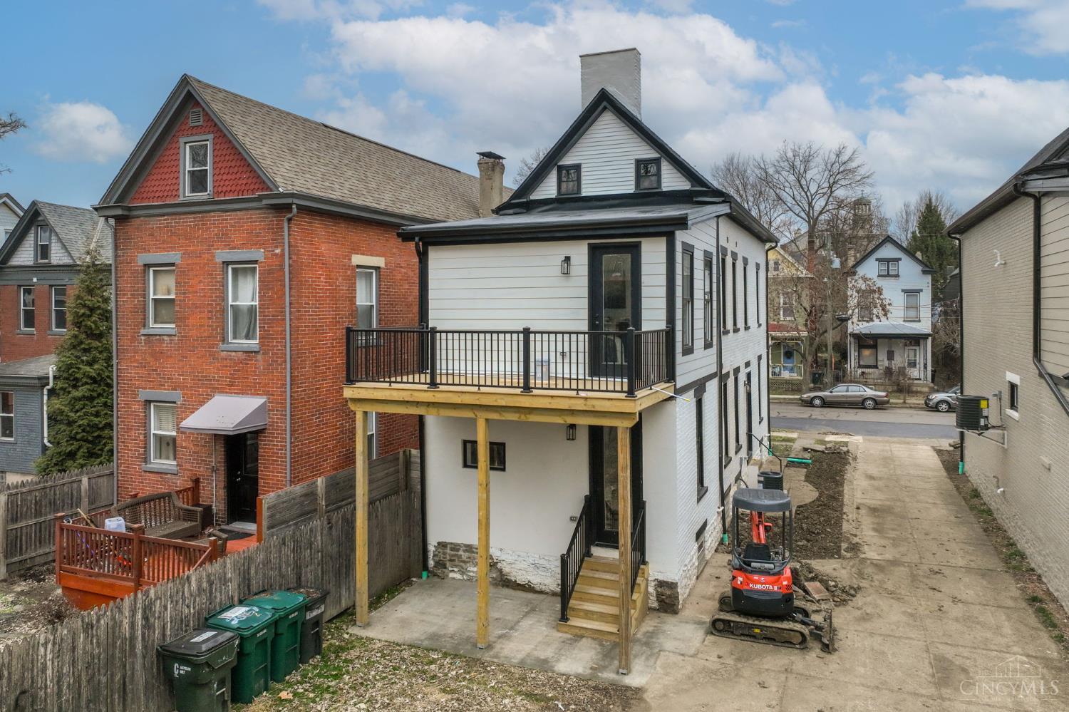 1743 Hanfield Street