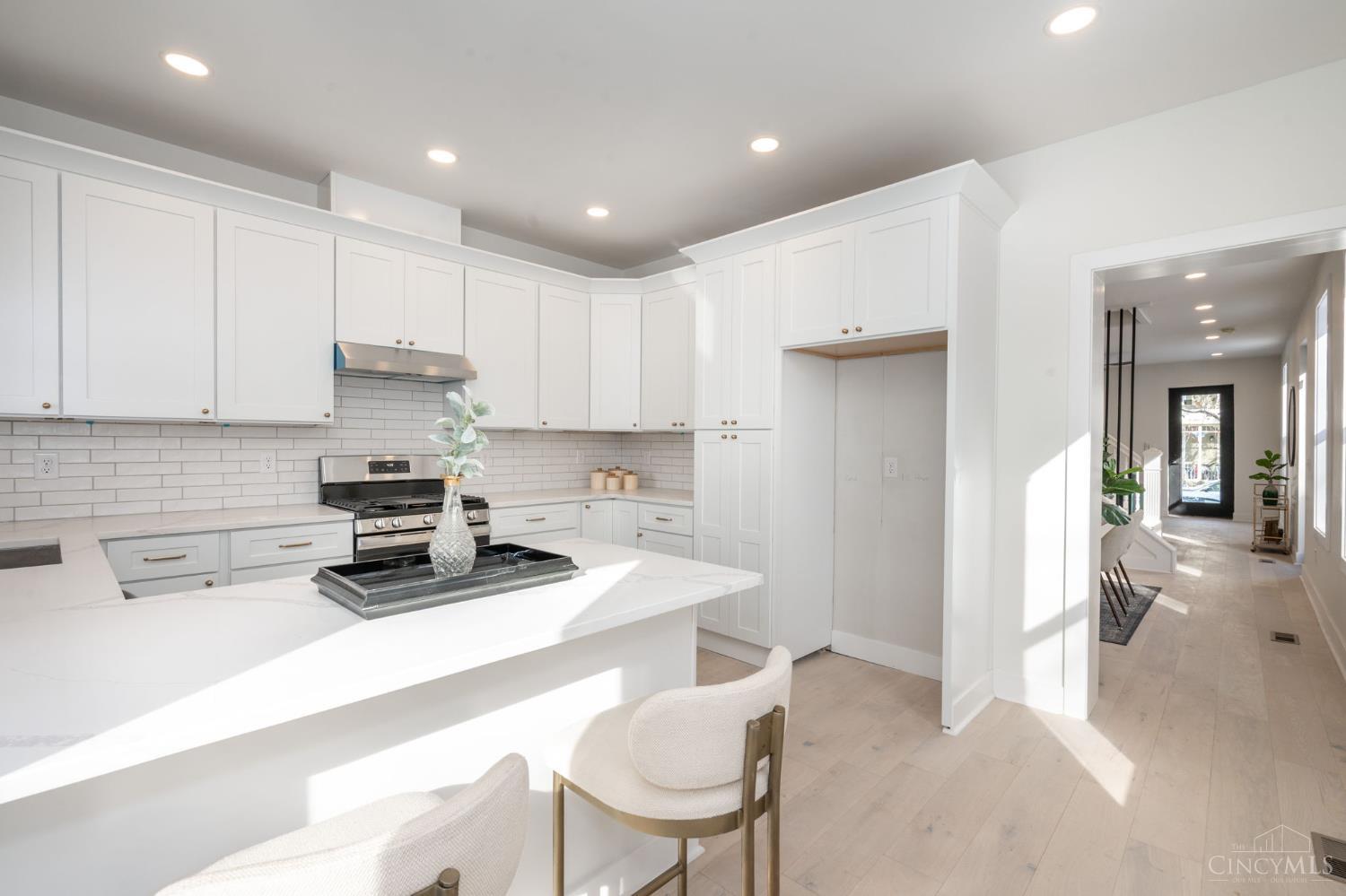 1743 Hanfield Street