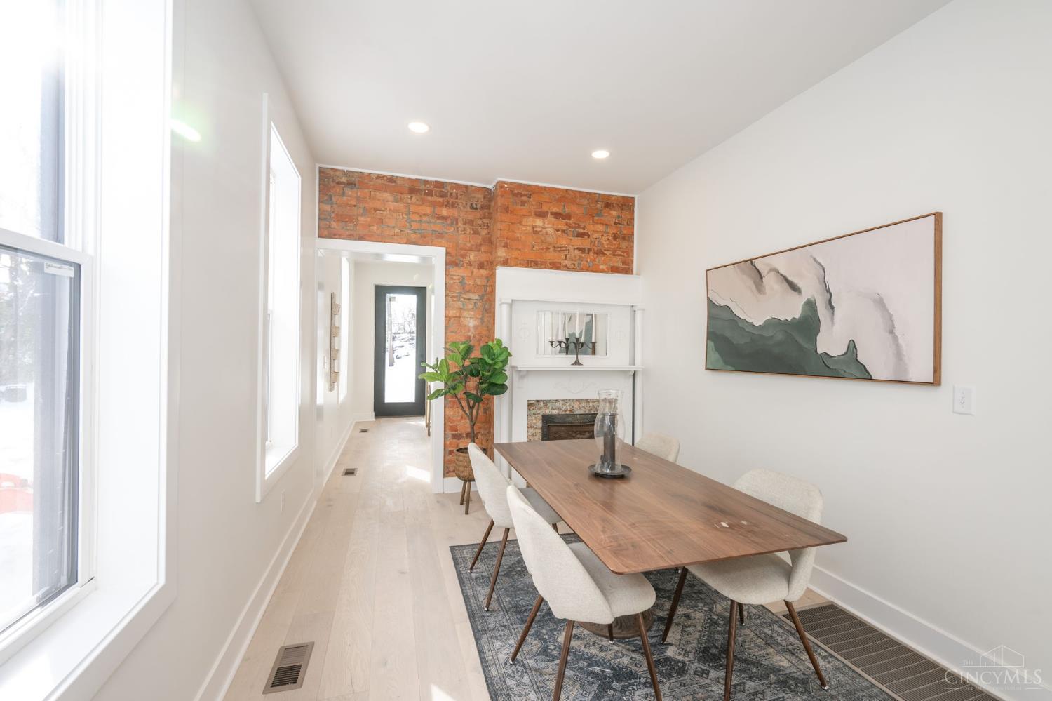 1743 Hanfield Street