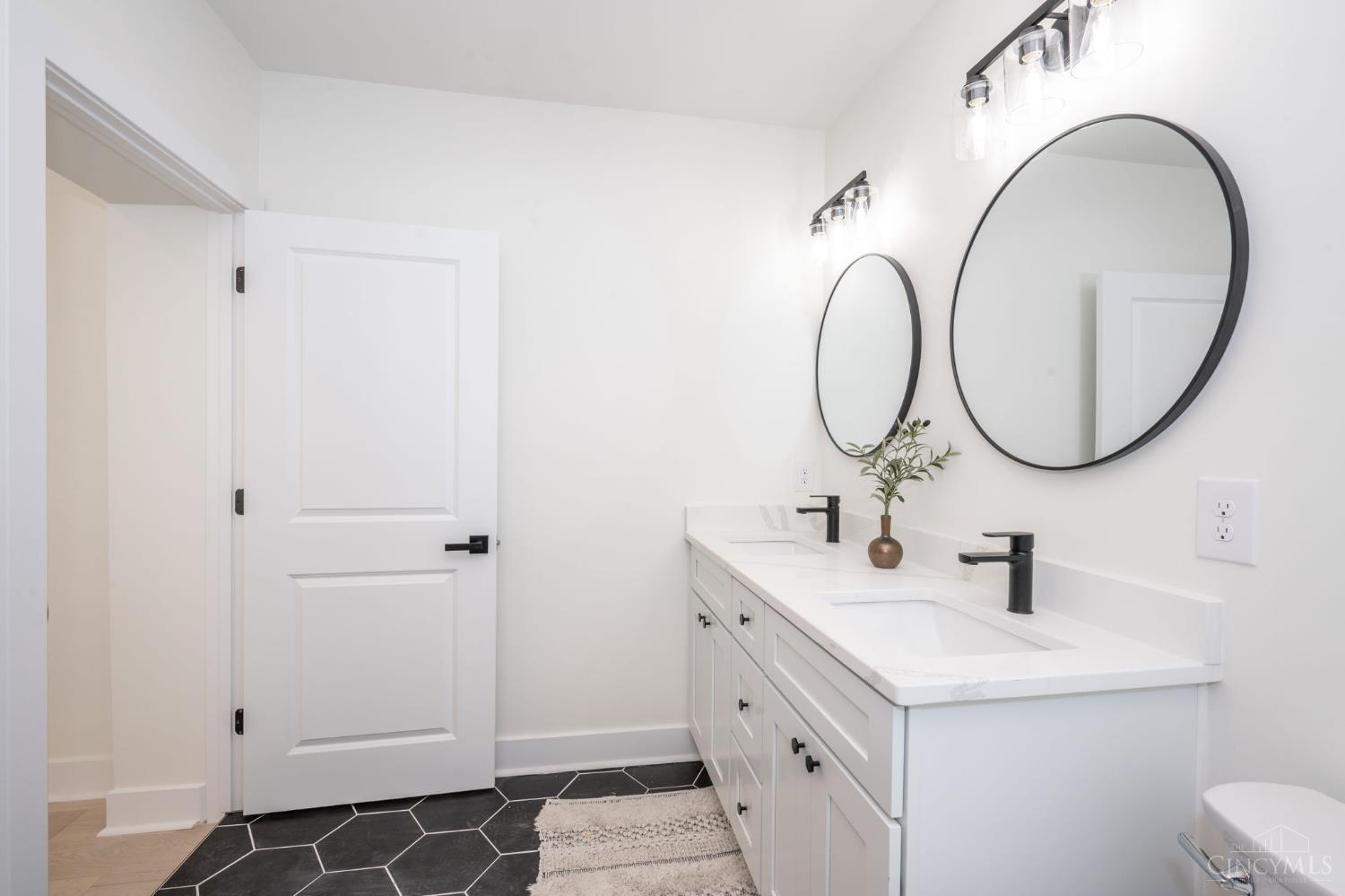 1743 Hanfield Street