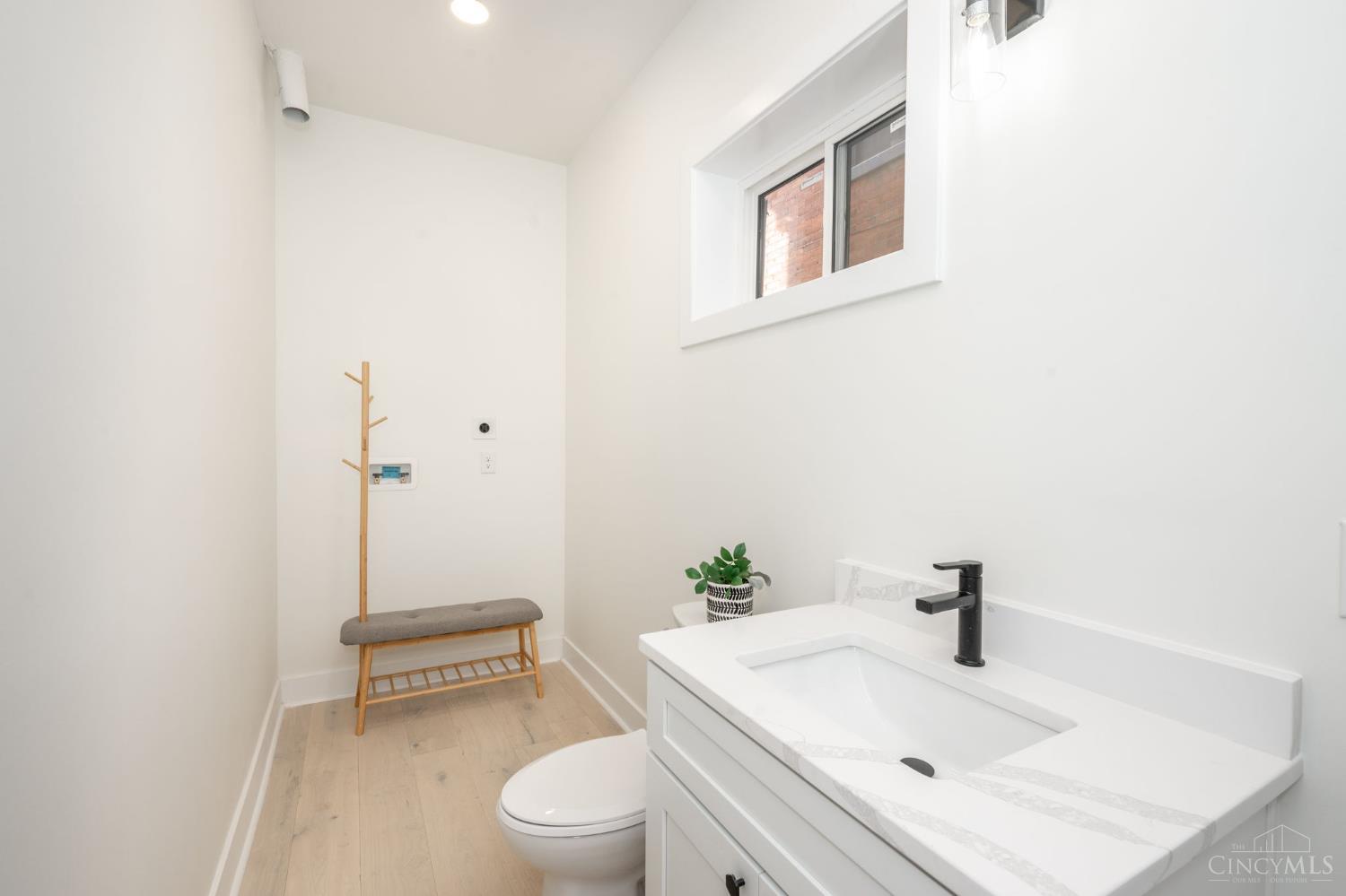 1743 Hanfield Street