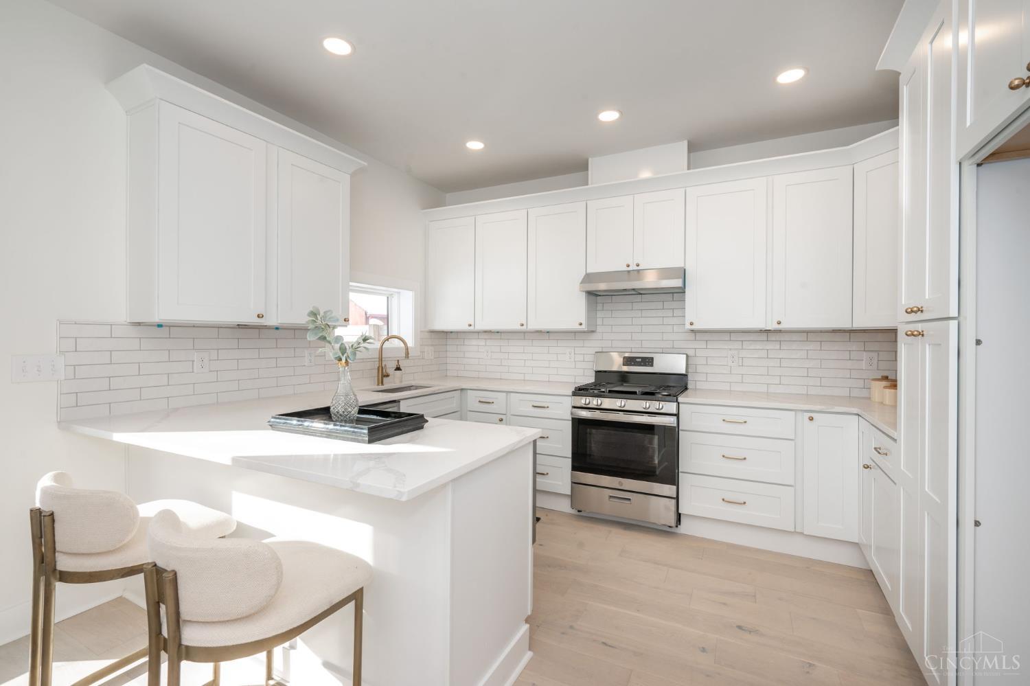 1743 Hanfield Street