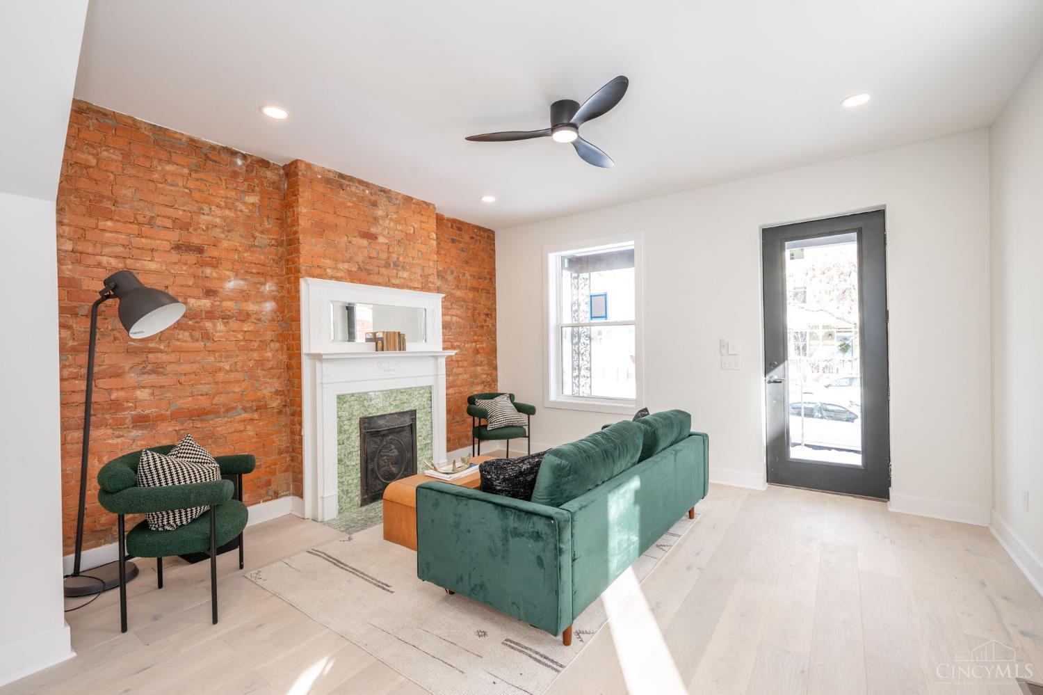 1743 Hanfield Street