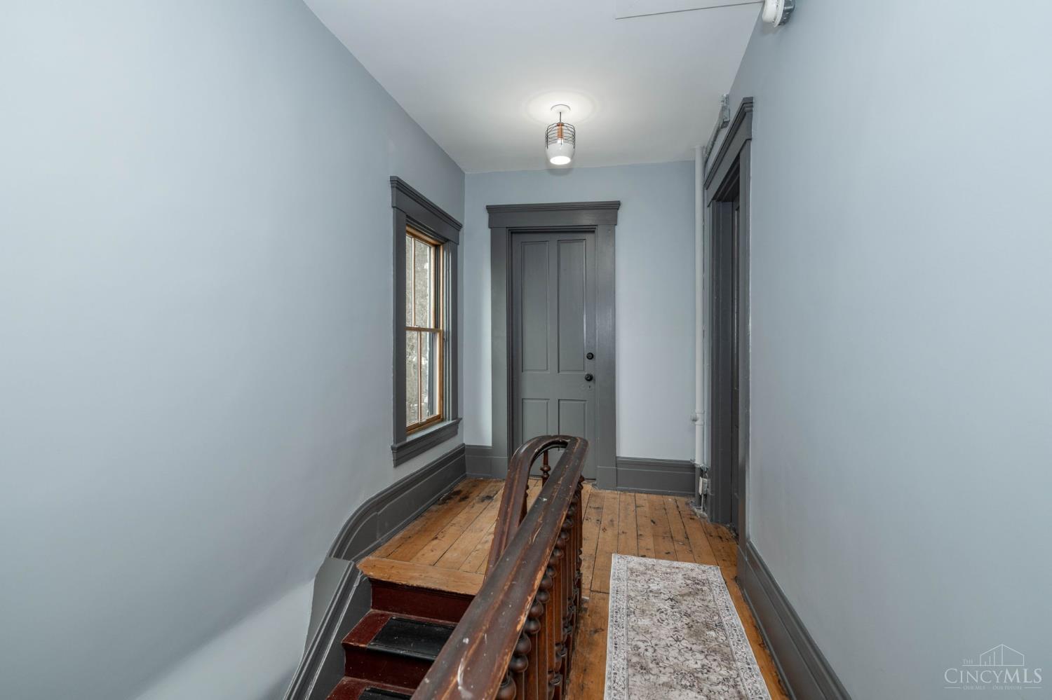 104 W Clifton Avenue