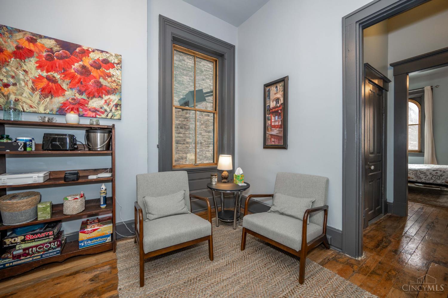 104 W Clifton Avenue