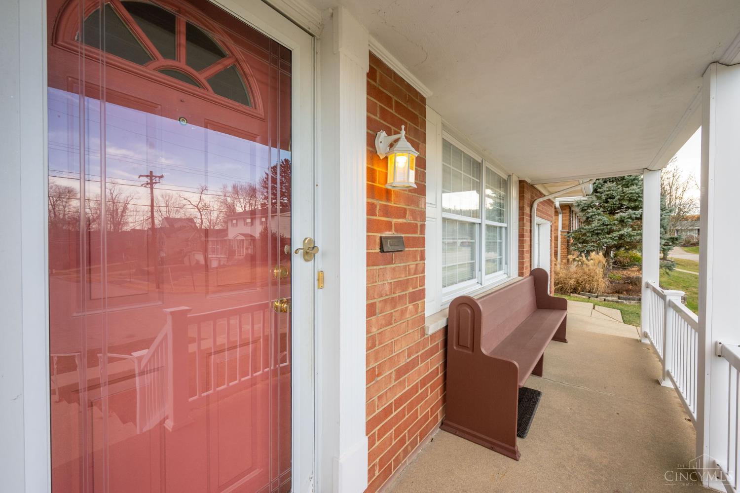 5679 Hollowview Court