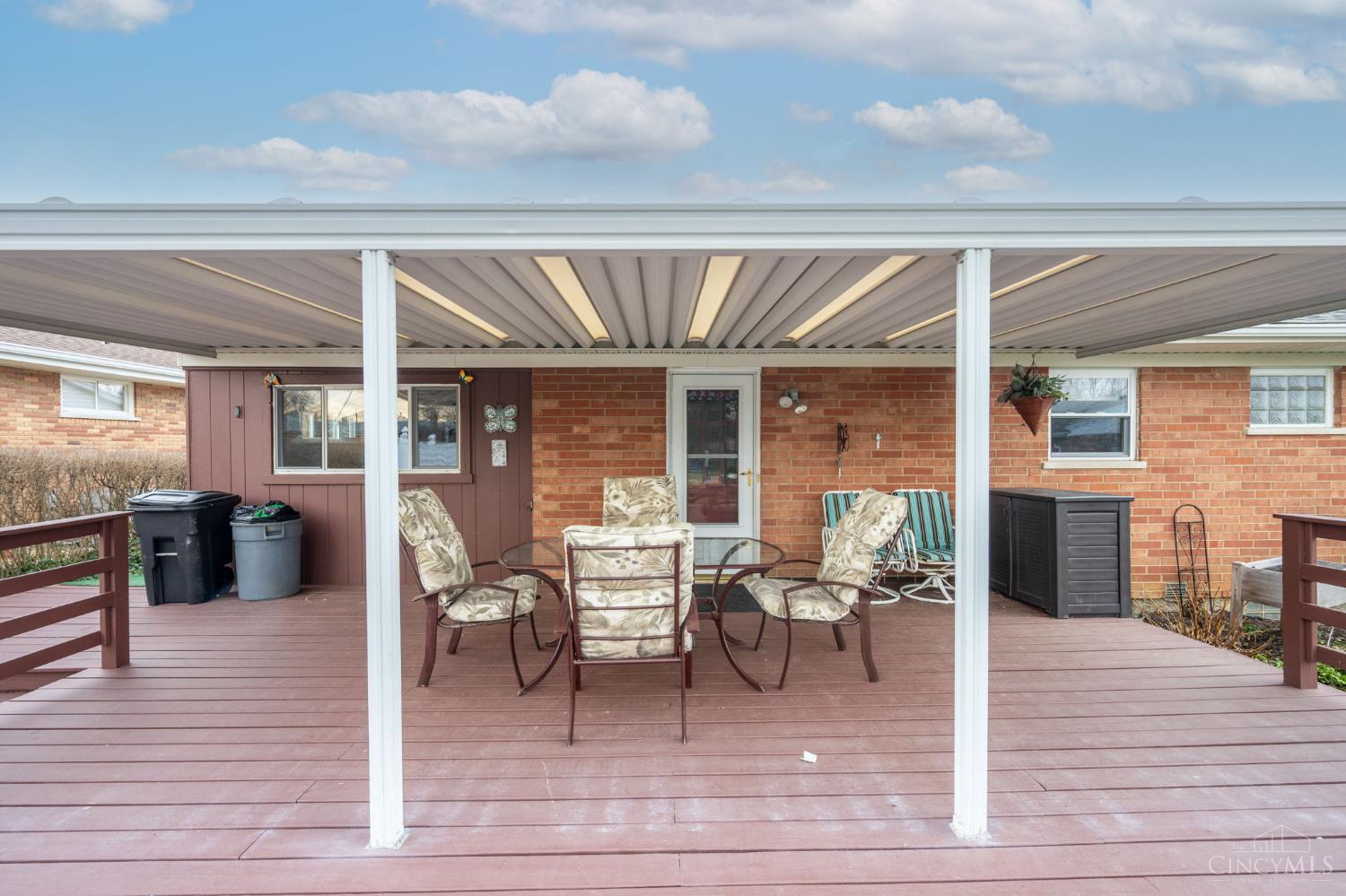 5679 Hollowview Court