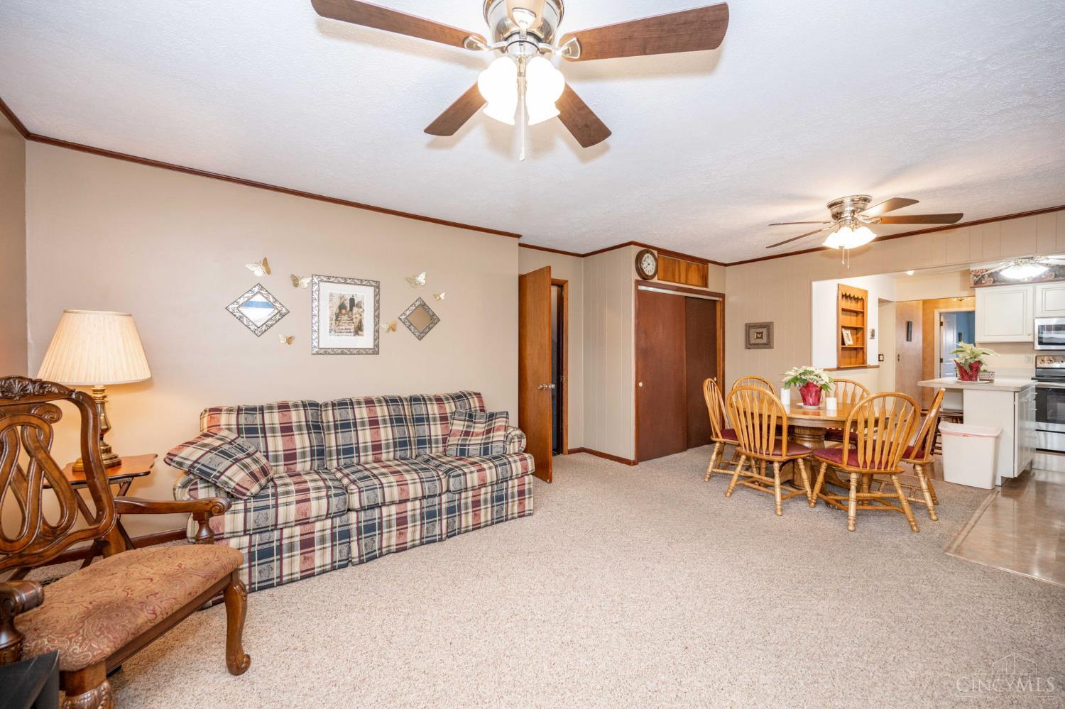 5679 Hollowview Court