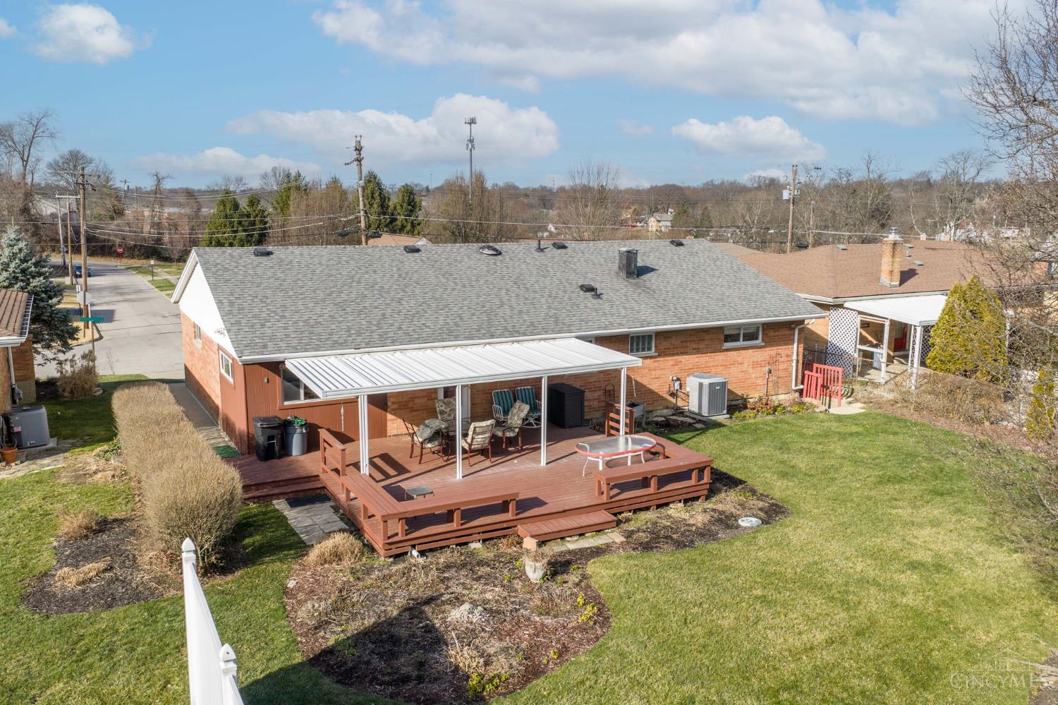 5679 Hollowview Court