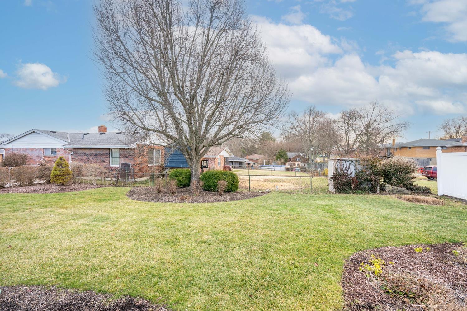 5679 Hollowview Court