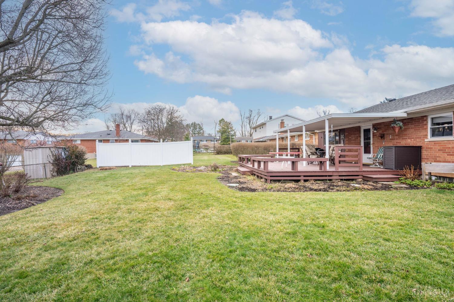 5679 Hollowview Court