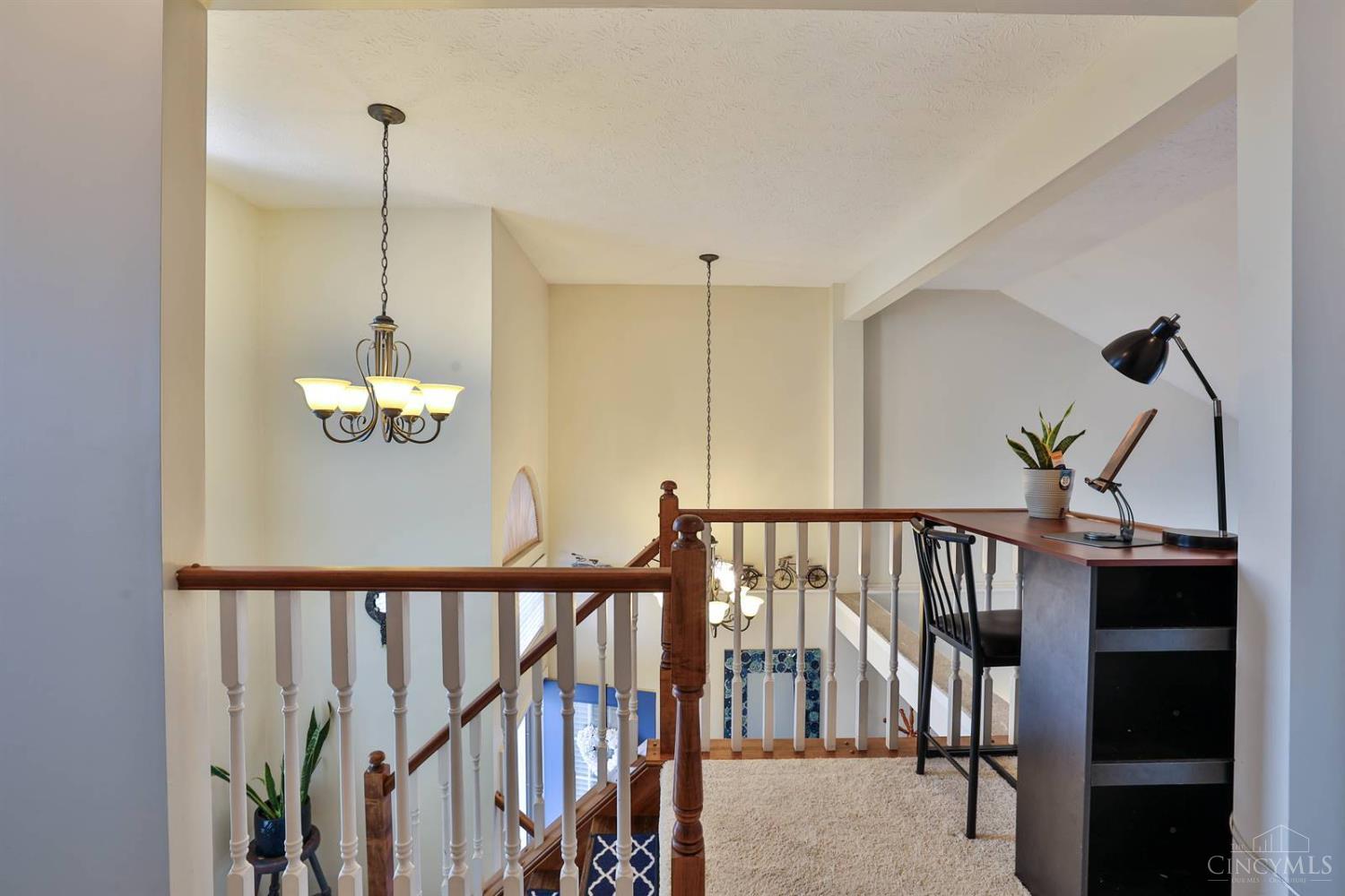 6725 Ridgefield Court