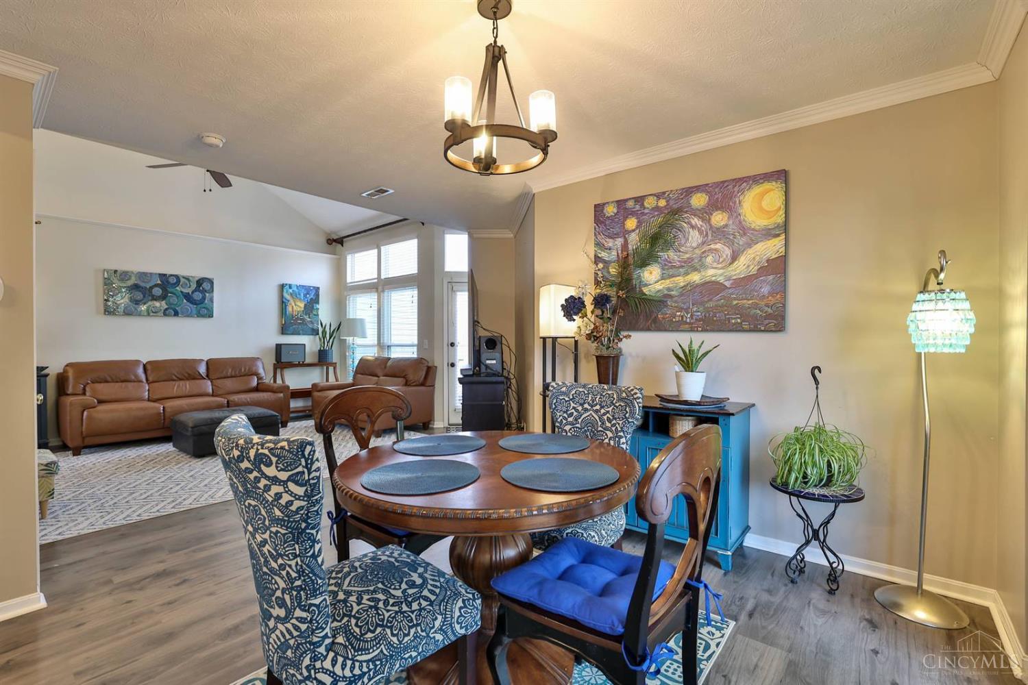 6725 Ridgefield Court