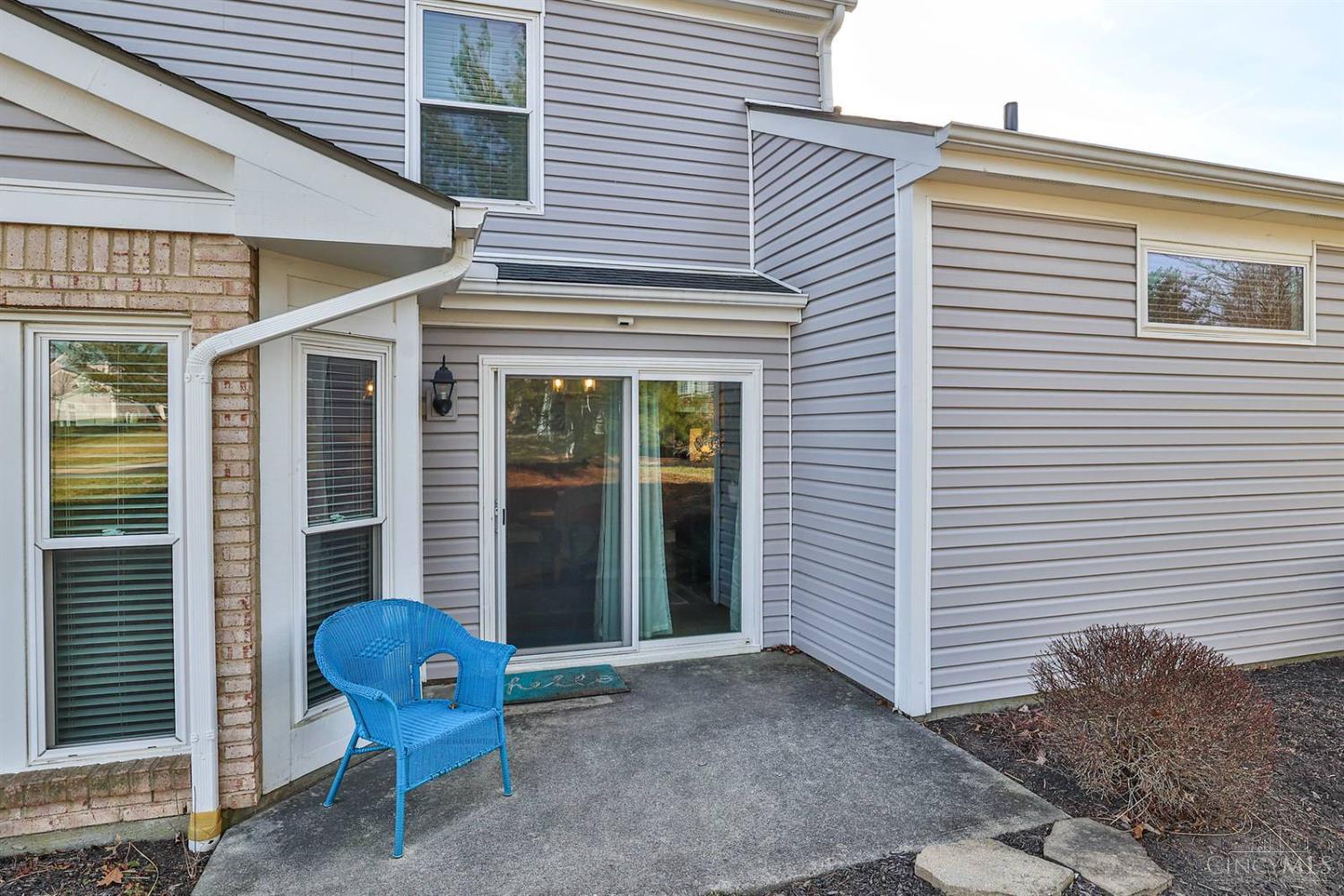 6725 Ridgefield Court