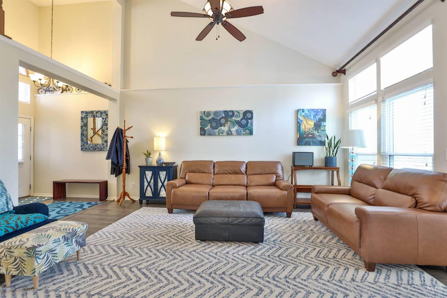 6725 Ridgefield Court