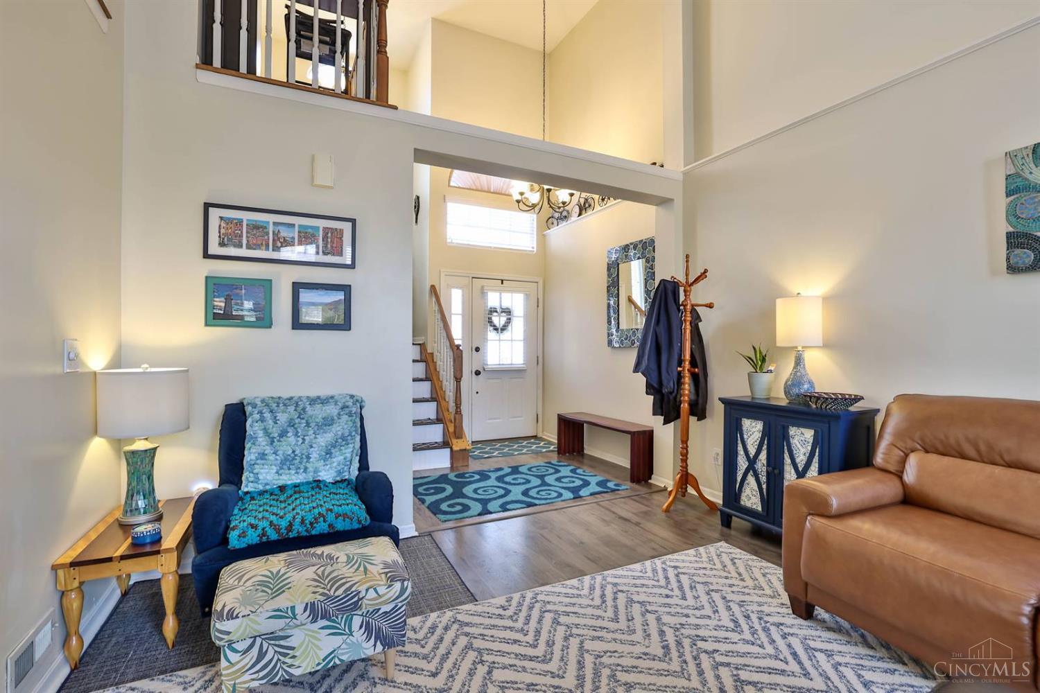 6725 Ridgefield Court