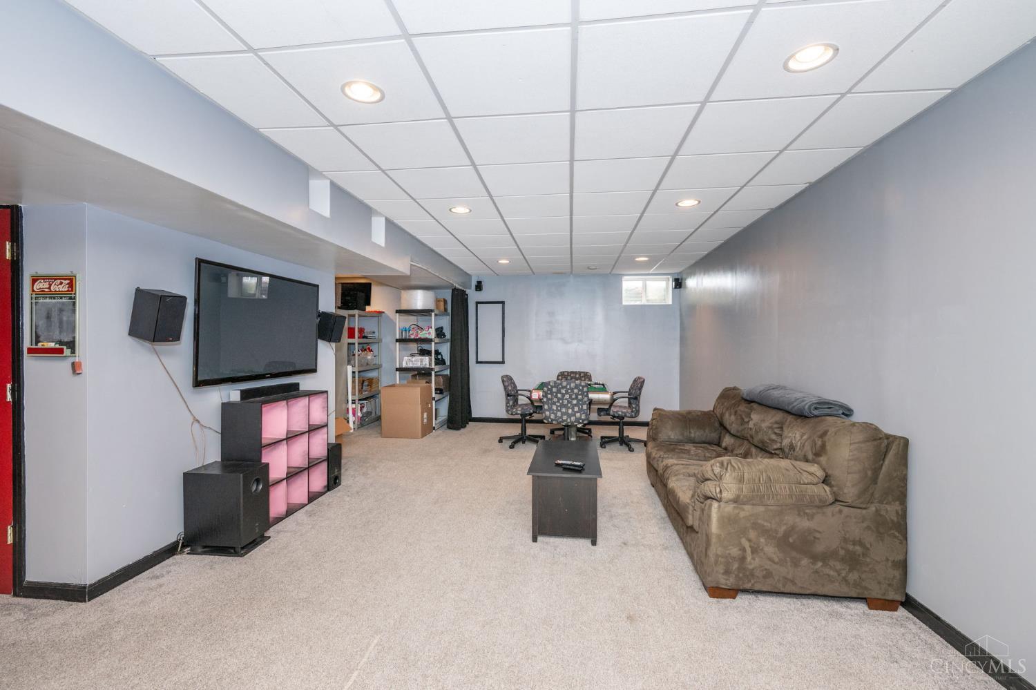 5496 Gwendolyn Ridge