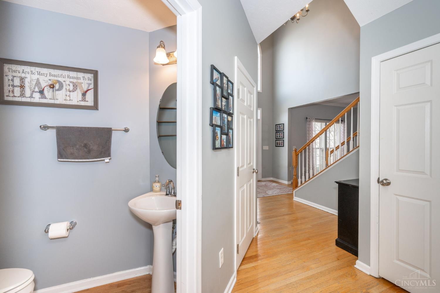 5496 Gwendolyn Ridge