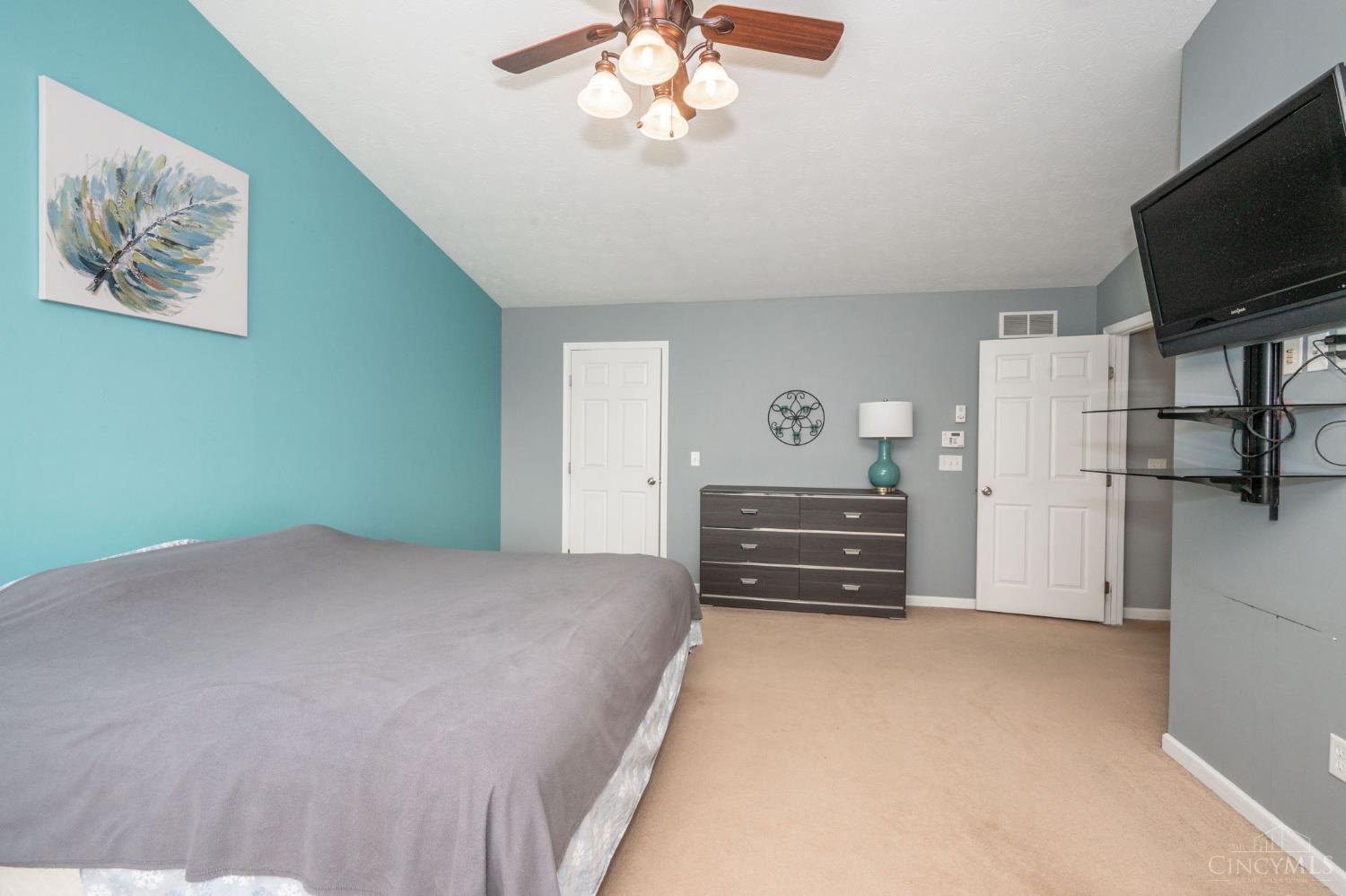5496 Gwendolyn Ridge