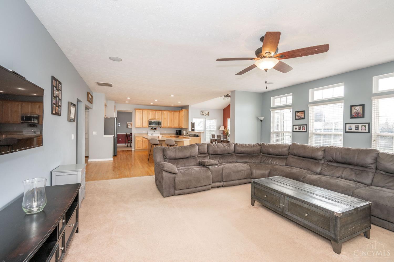 5496 Gwendolyn Ridge