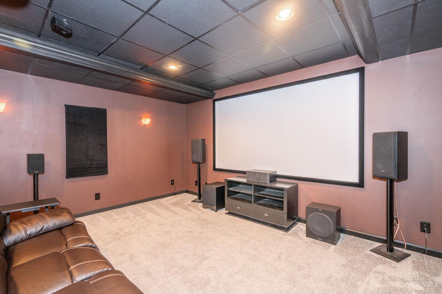 5496 Gwendolyn Ridge