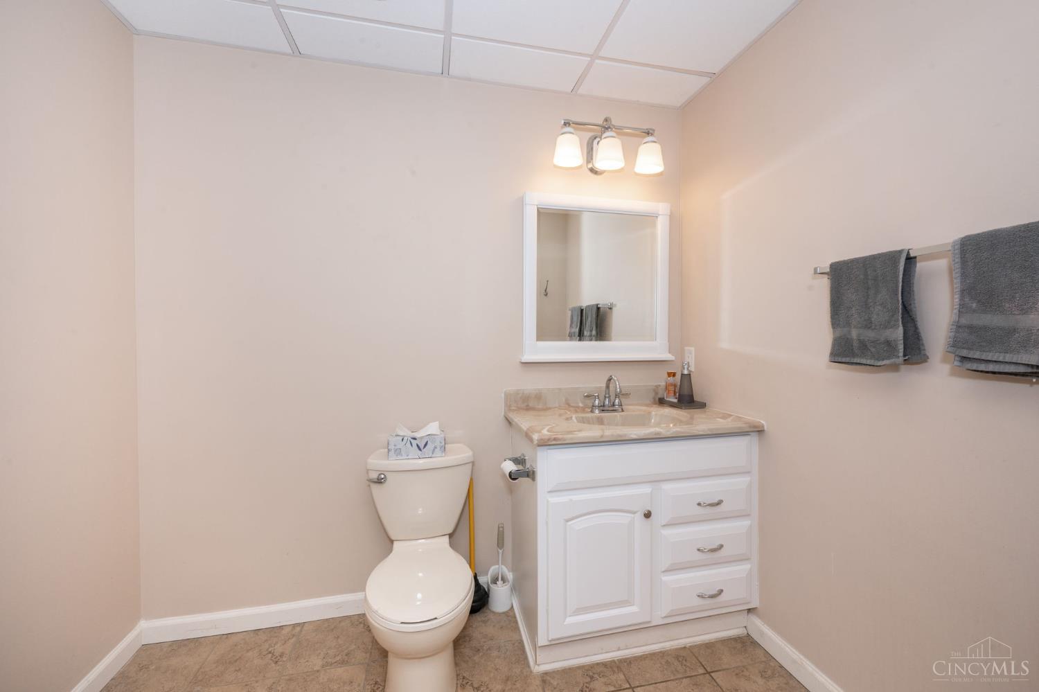 5496 Gwendolyn Ridge