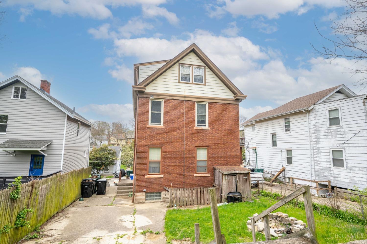 4526 Clearview Avenue