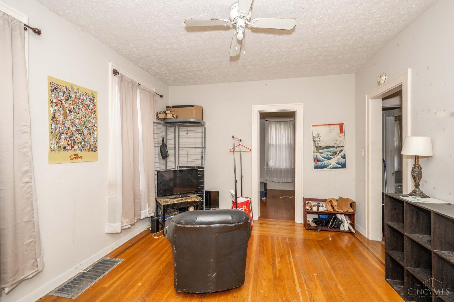 4526 Clearview Avenue