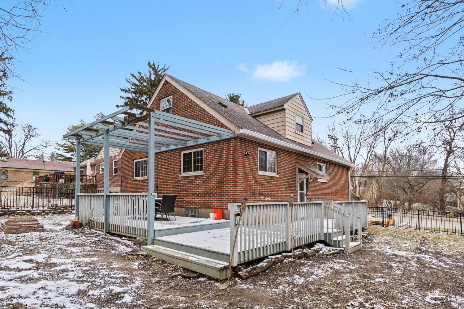 6095 Kenwood Road
