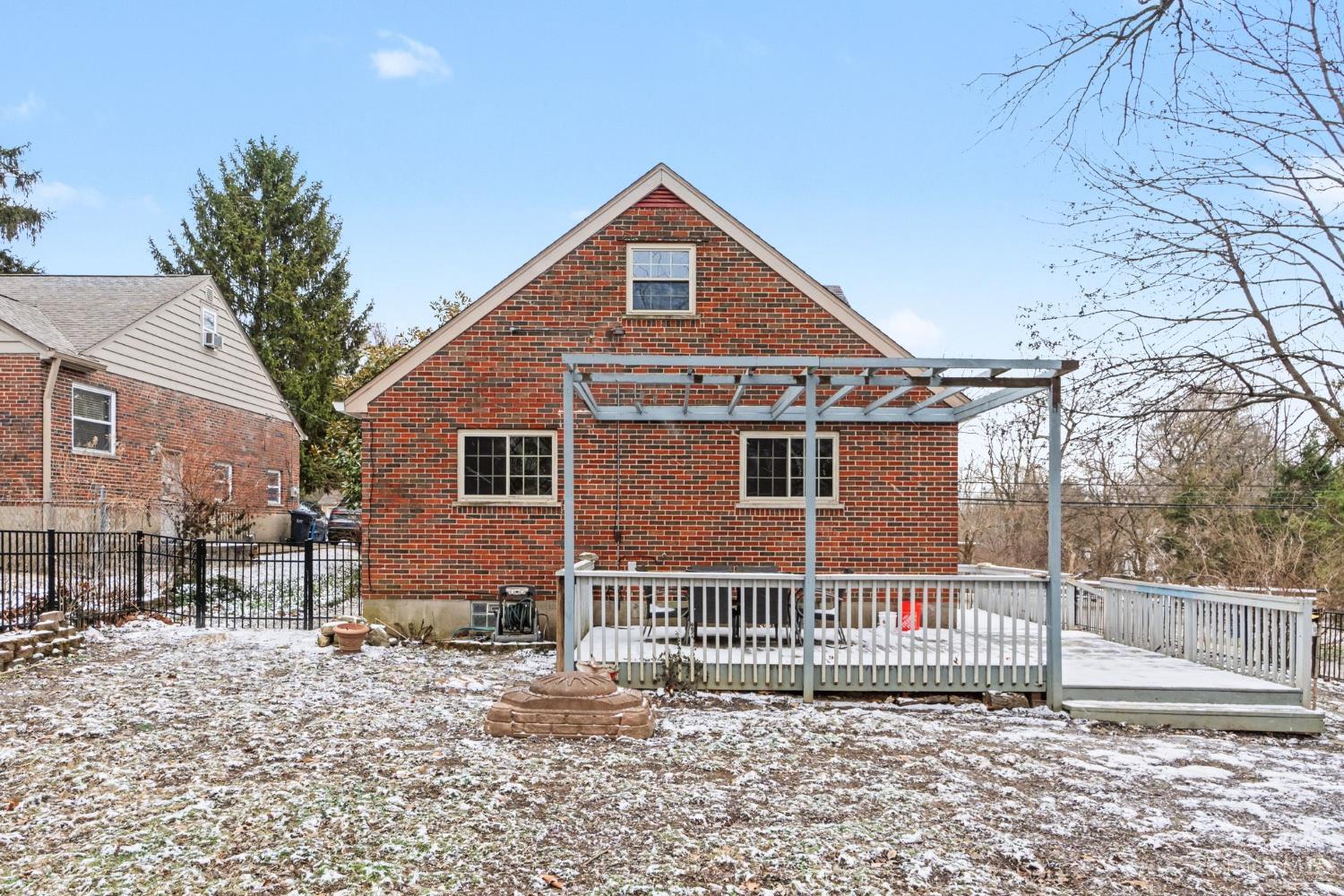 6095 Kenwood Road