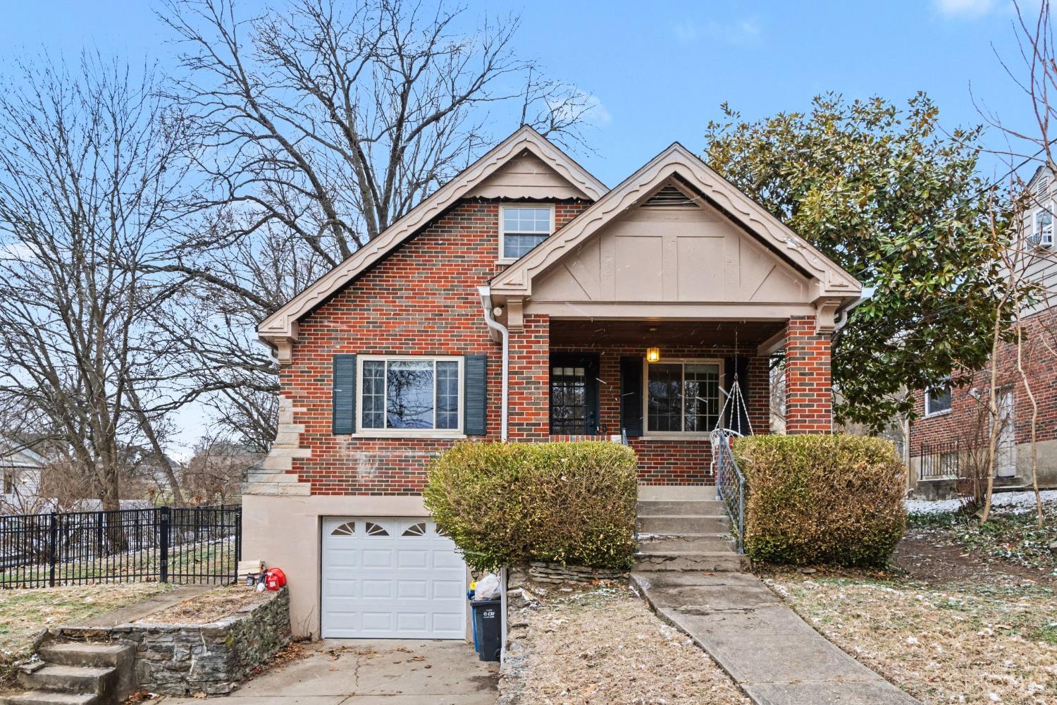 6095 Kenwood Road