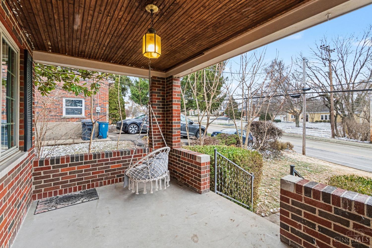 6095 Kenwood Road
