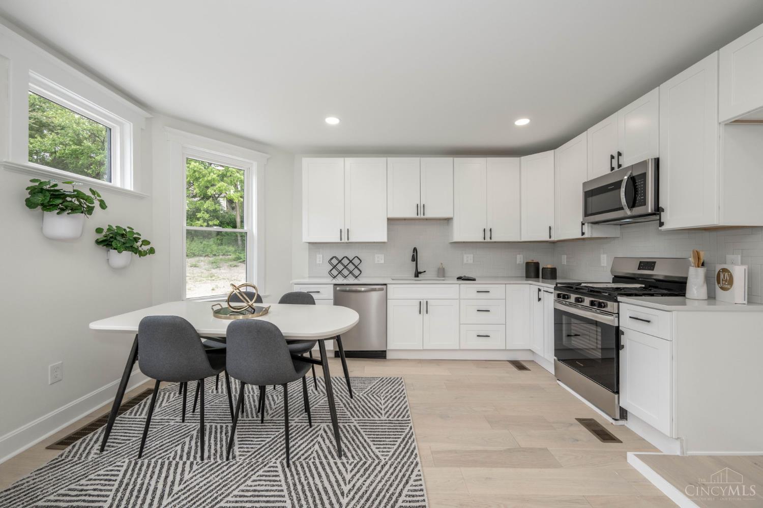 817 Hawthorne Avenue A