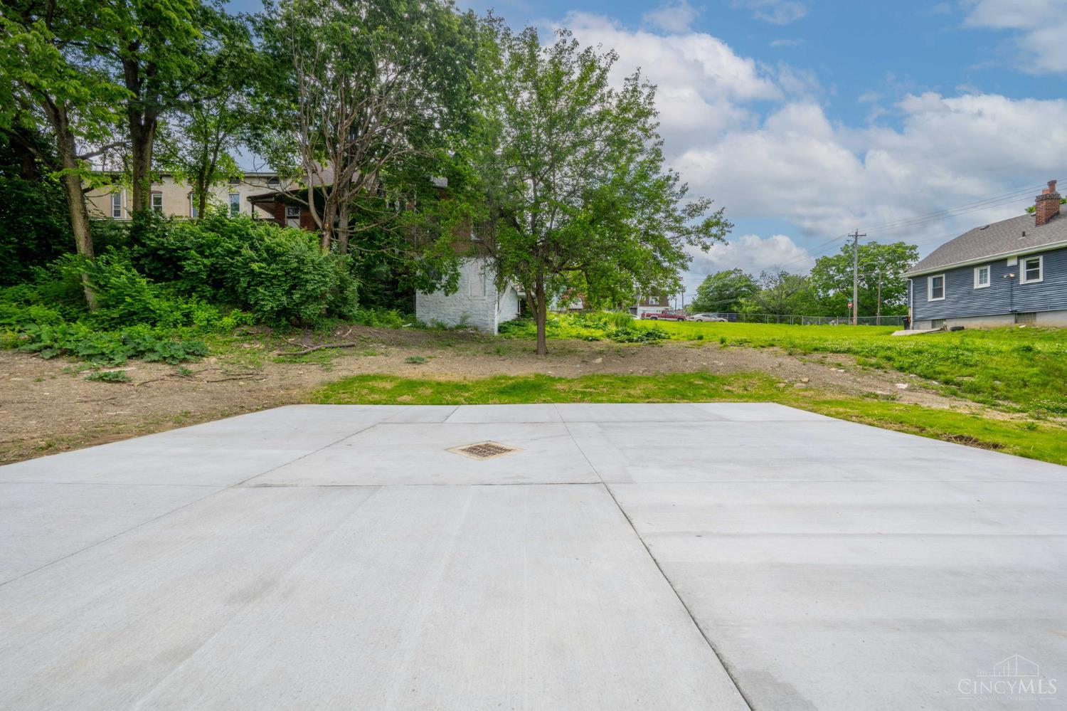 817 Hawthorne Avenue A