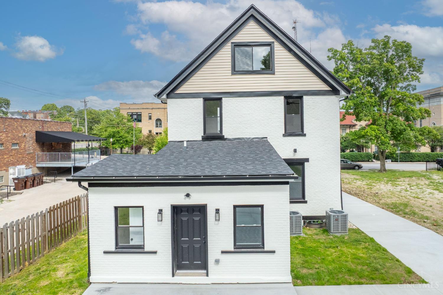 817 Hawthorne Avenue A