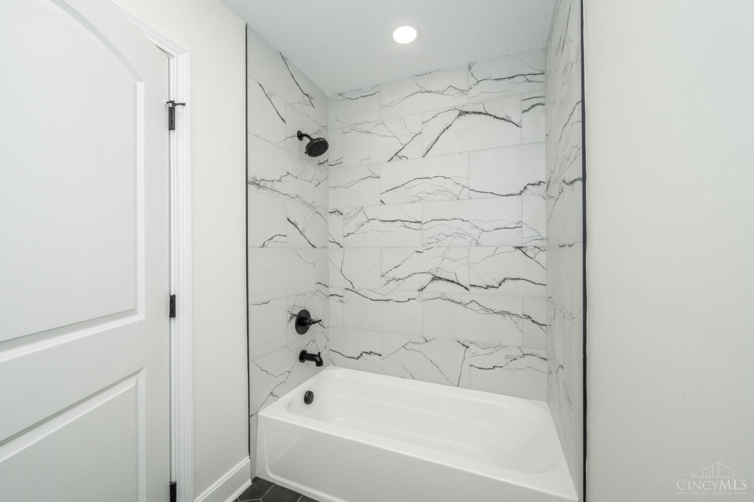 817 Hawthorne Avenue A