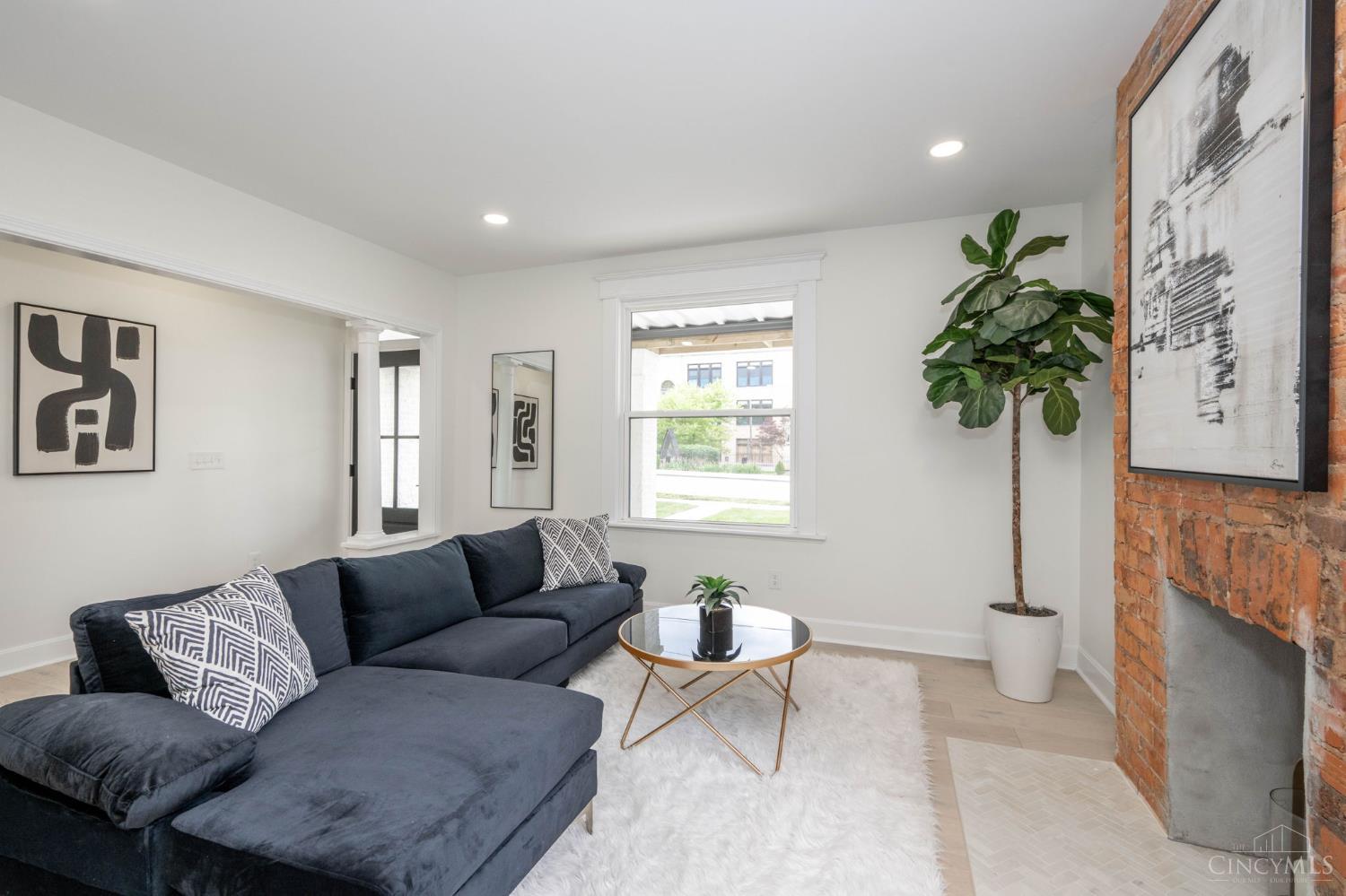 817 Hawthorne Avenue A